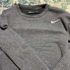 Nike golf pullover